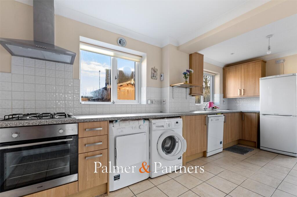 House in Colchester, Myland, Highwoods - View 3