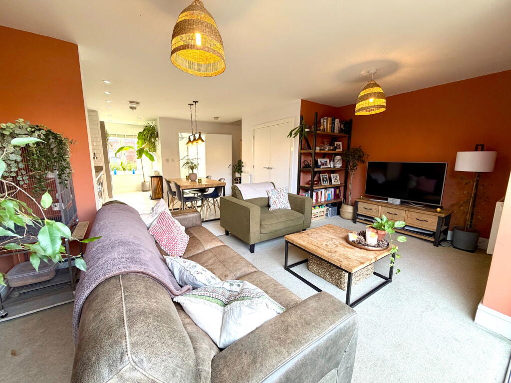 Brattice Way, Mapplewell, Barnsley, S75 6GX photo 3