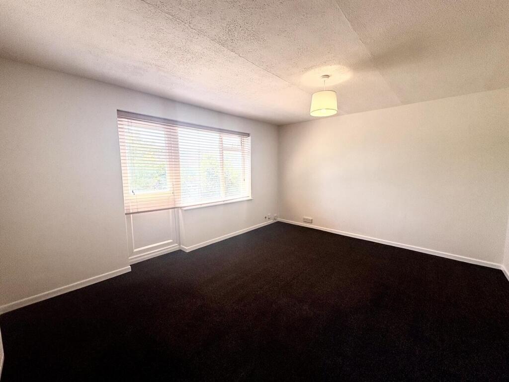 Apartment in Tamworth, Glascote - View 2