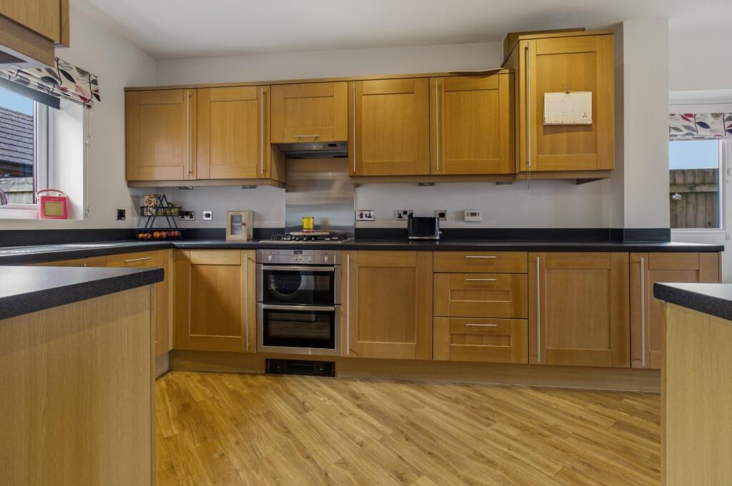 Broad Down Close, Malvern, WR14 1FT photo 4
