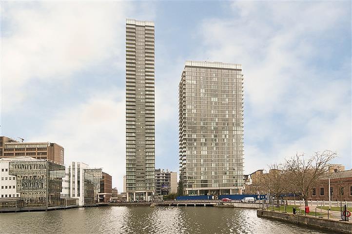 Main image of property: Landmark East Tower, Marsh Wall, London E14