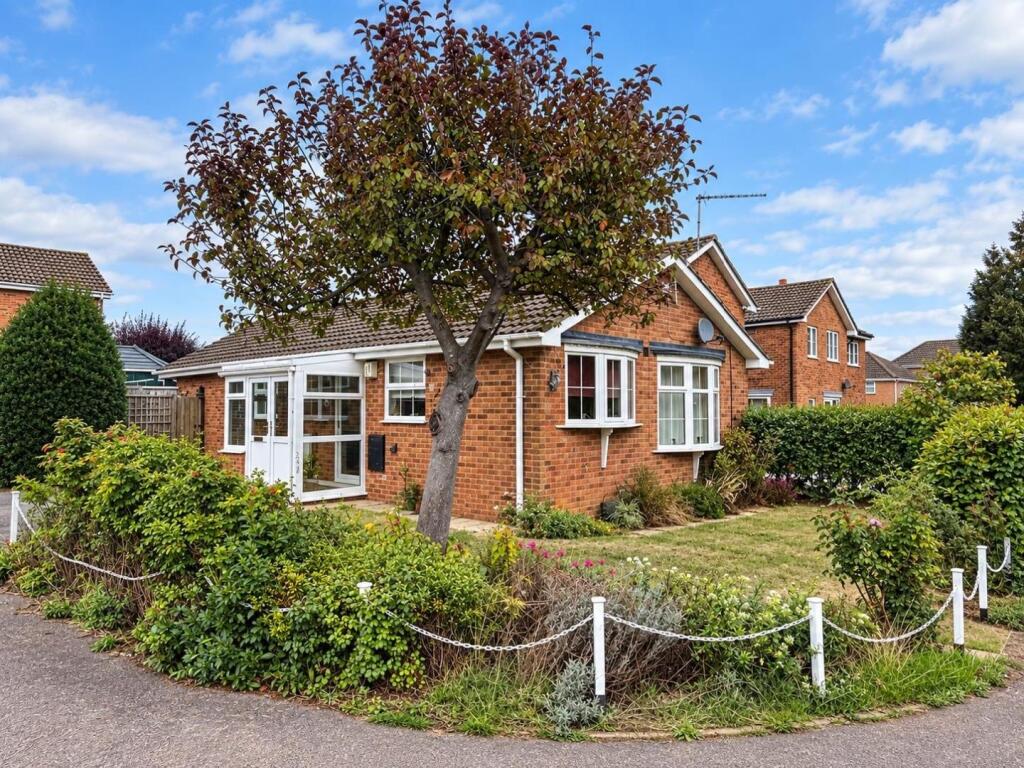 Main image of property: The Knoll, Brixworth, Northamptonshire NN6