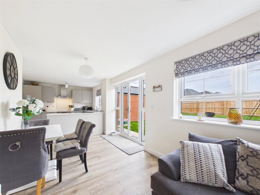 House in Tewkesbury, Innsworth - View 2