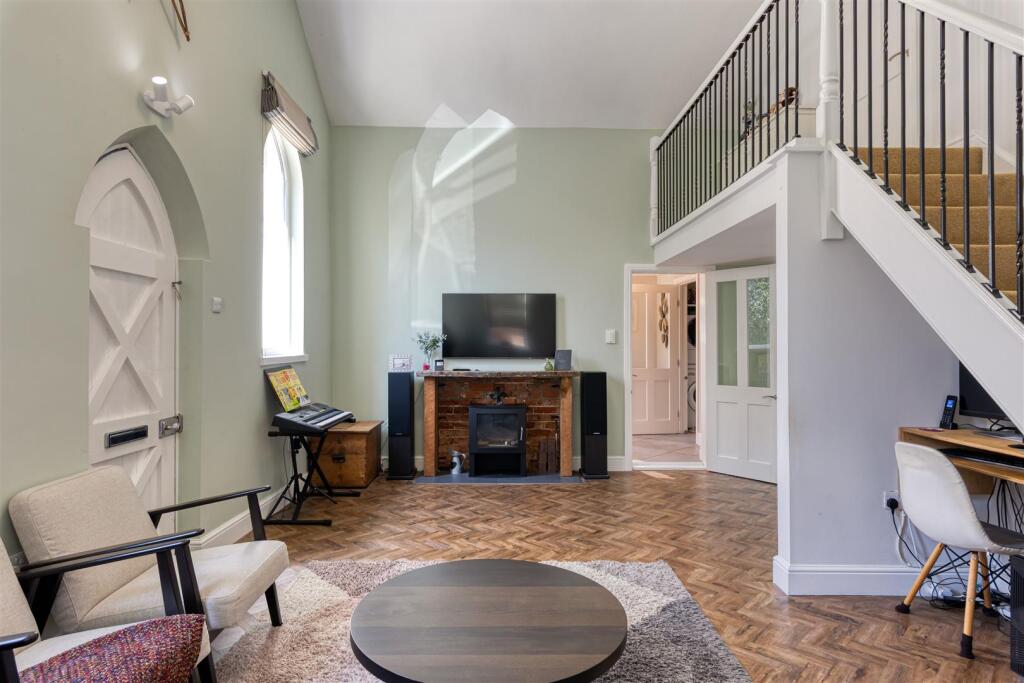 House in Little Bromley - View 4