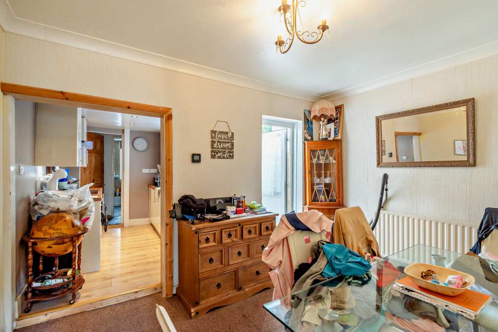 House in Chatham, Luton - View 4