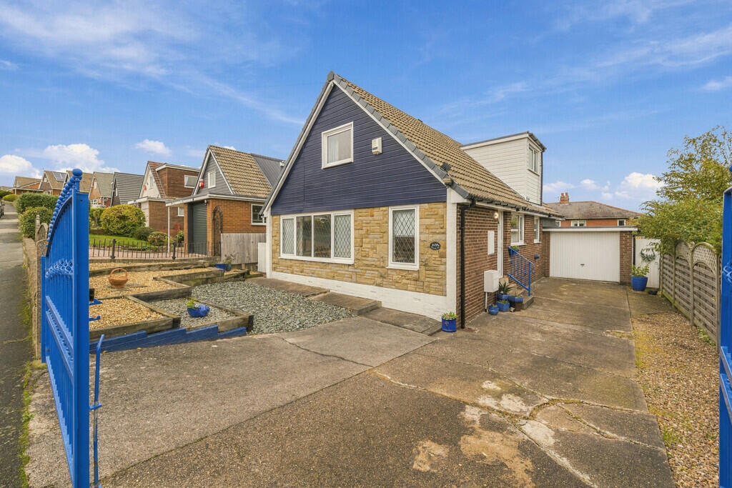 Main image of property: Pennine Way, Scissett, Huddersfield