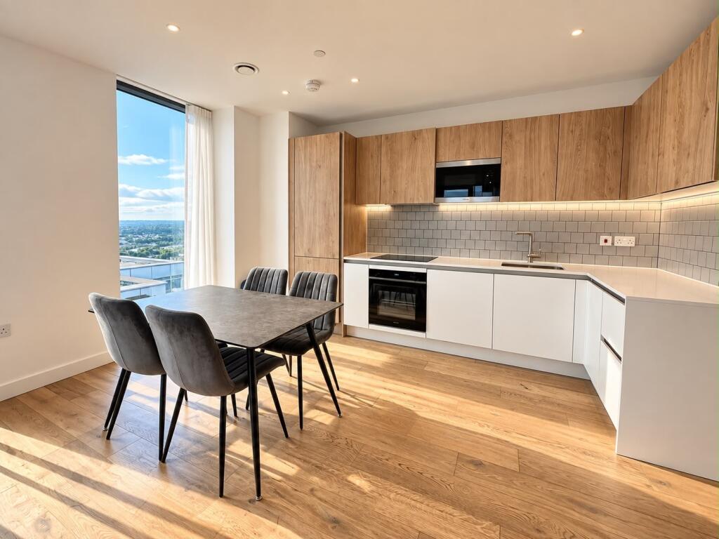 Apartment in Watford - View 4