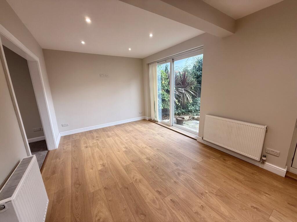 House in Doncaster - View 5