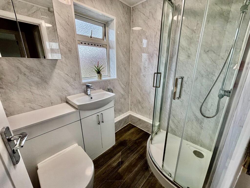 Apartment in Doncaster - More