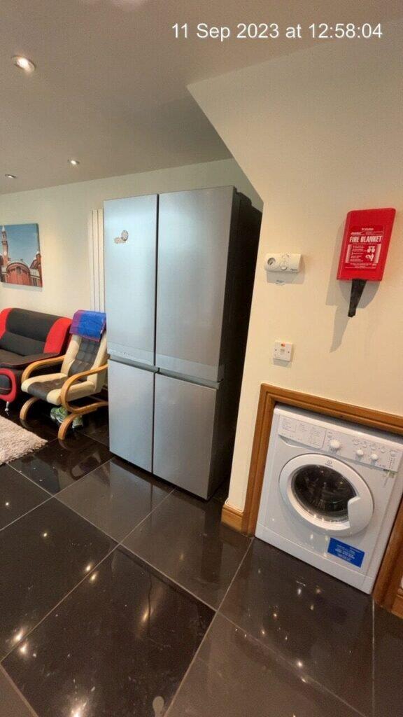 6 bedroom terraced house for rent