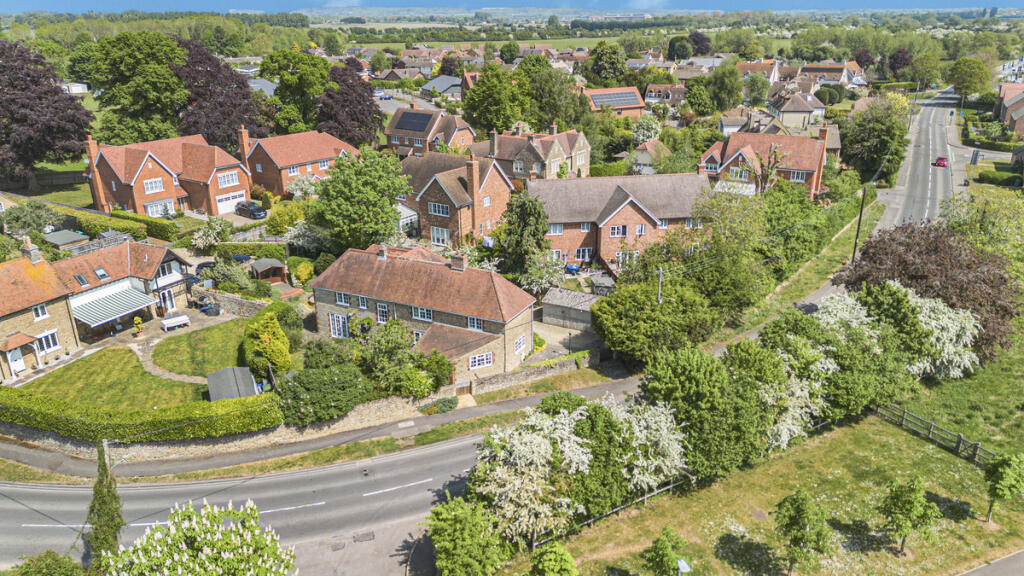 Main image of property: Packhorse Lane, Marcham, OX13