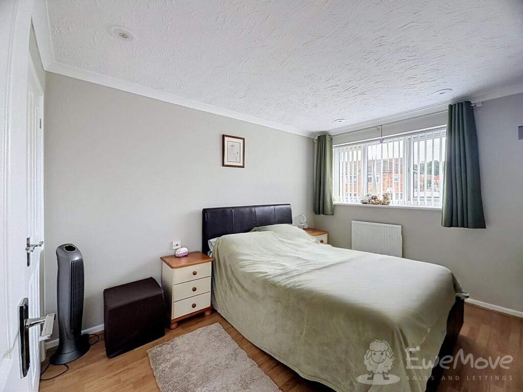 House in Worcester, Lyppard Grange, Blackpole - View 5