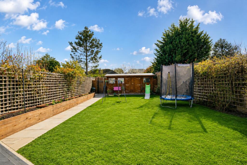 House in Hatfield, Nast Hyde - View 4