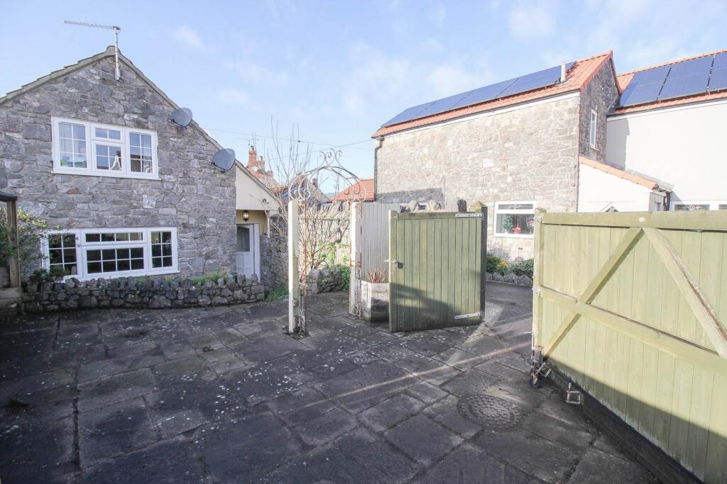 **Cheddar**Wonderful Period Features**Short Level Walk to Village Centre** photo 2