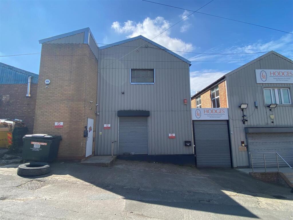 Main image of property: Cranborne Industrial Estate, Potters Bar, Herts