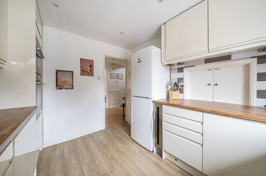 House in Croydon - View 5