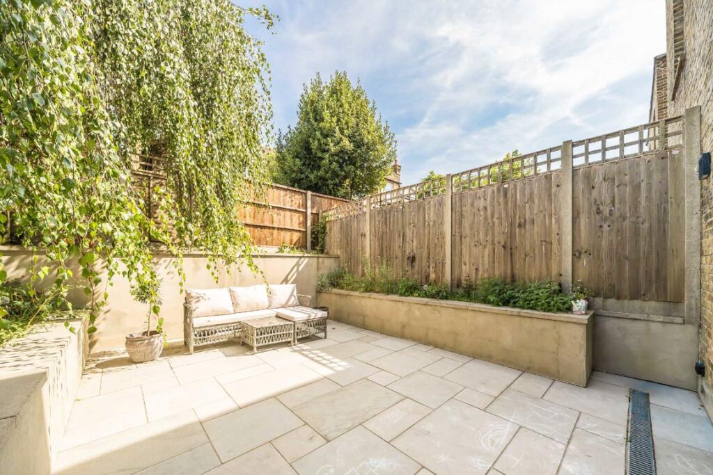 Property photo 8