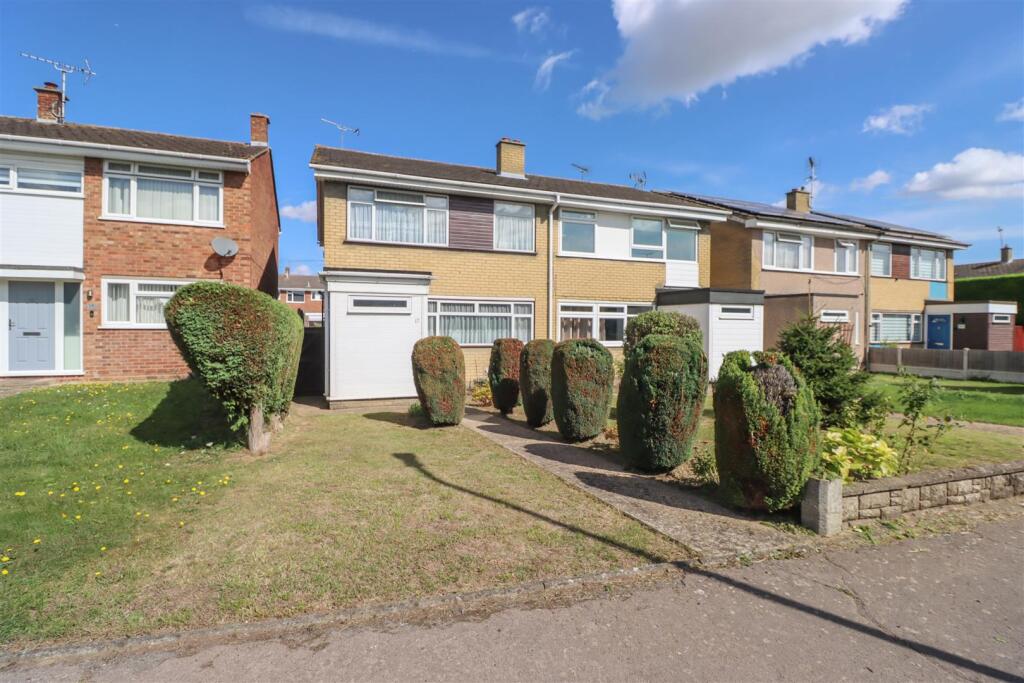 Main image of property: Larkswood Walk, Wickford