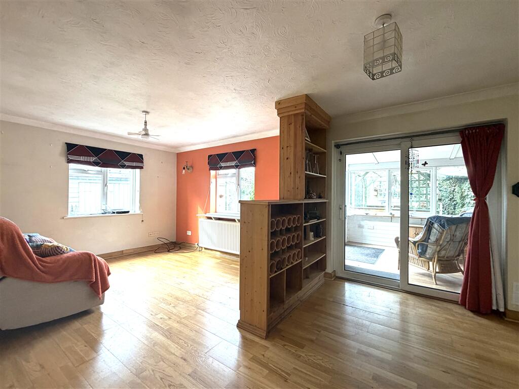 House in Peterborough - View 4