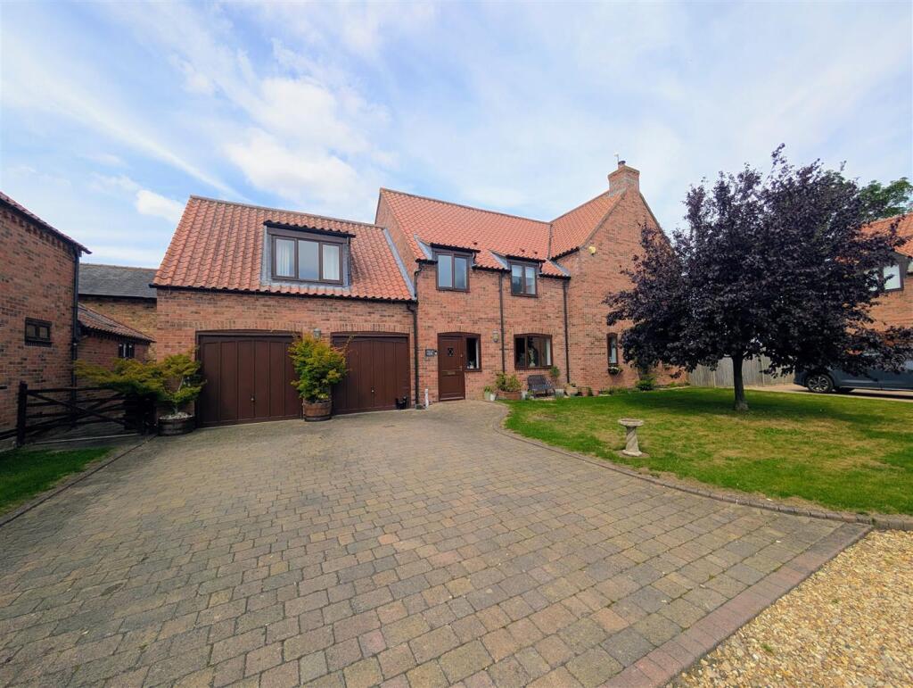 Main image of property: Back Lane, Barnby, Newark