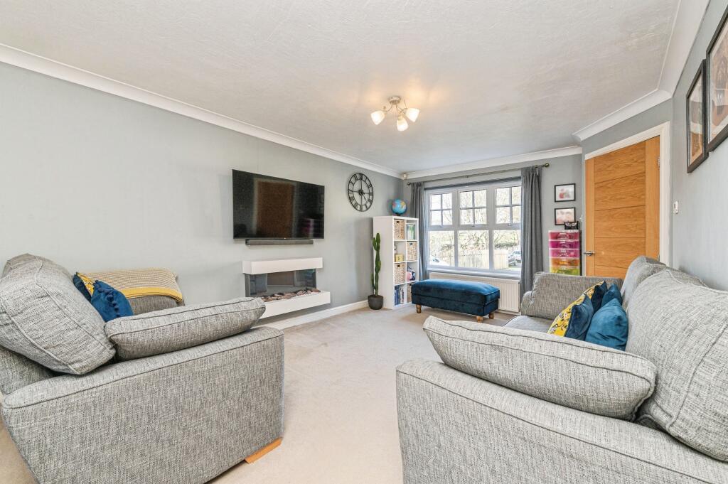 Dunbottle Way, Mirfield, WF14 photo 2