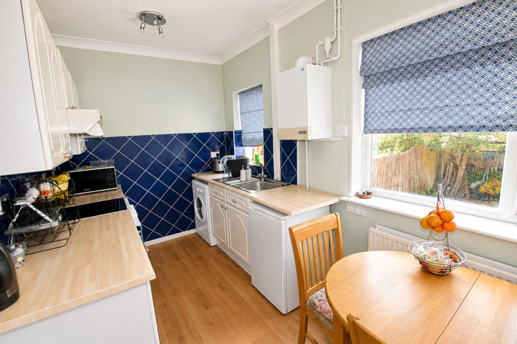 Drift Road, Stamford, PE9 photo 4