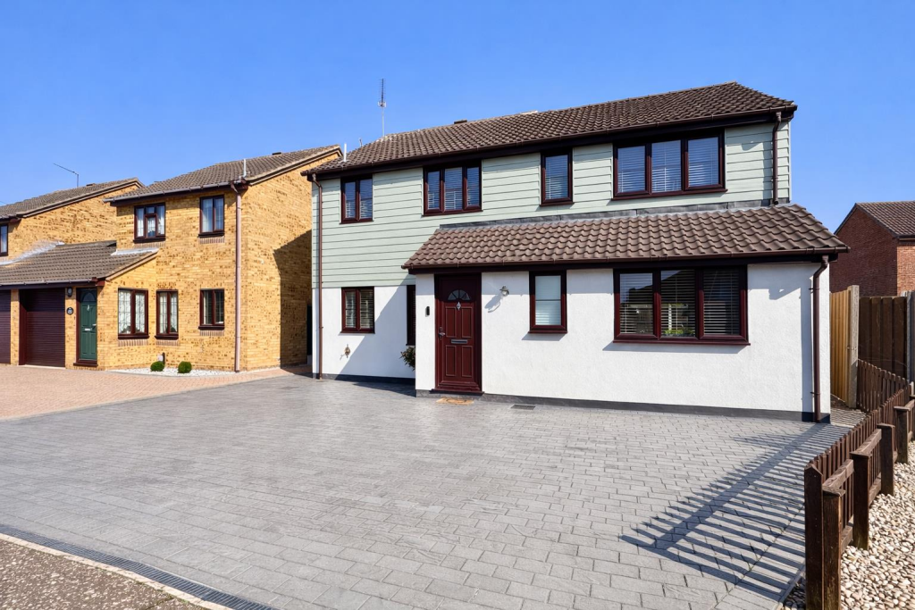 Main image of property: Vermeer Ride, Springfield, Chelmsford
