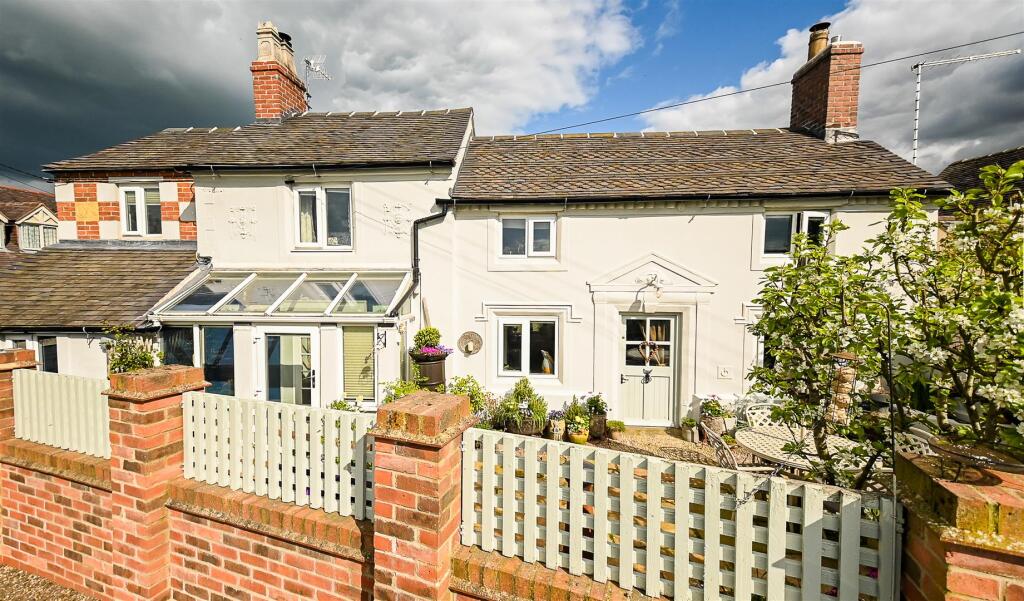 Main image of property: Spa Cottage, Anslow Road, Hanbury, DE13