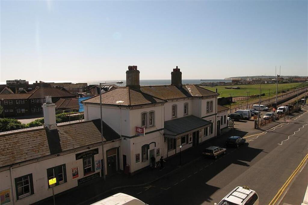 Apartment in Lewes, Seaford - View 5