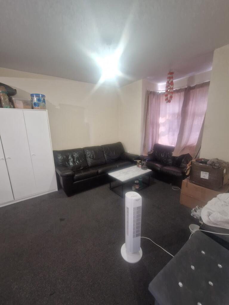 House in Ilford - View 2