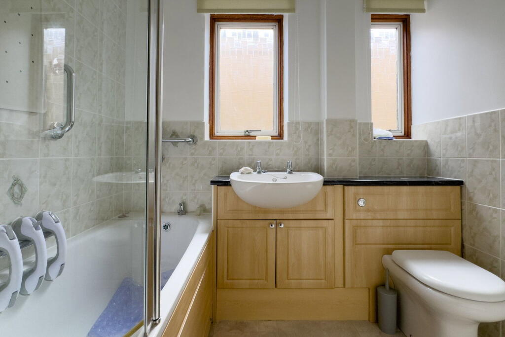 House in Winchester, New Alresford - View 4