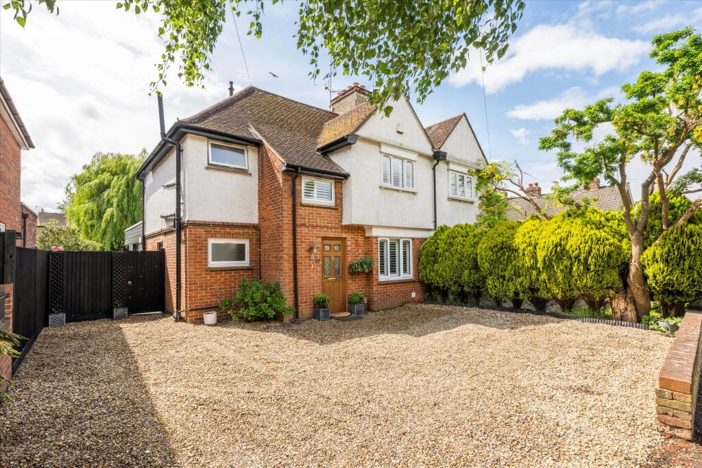 Main image of property: London Road, Riverhead, Sevenoaks, Kent TN13