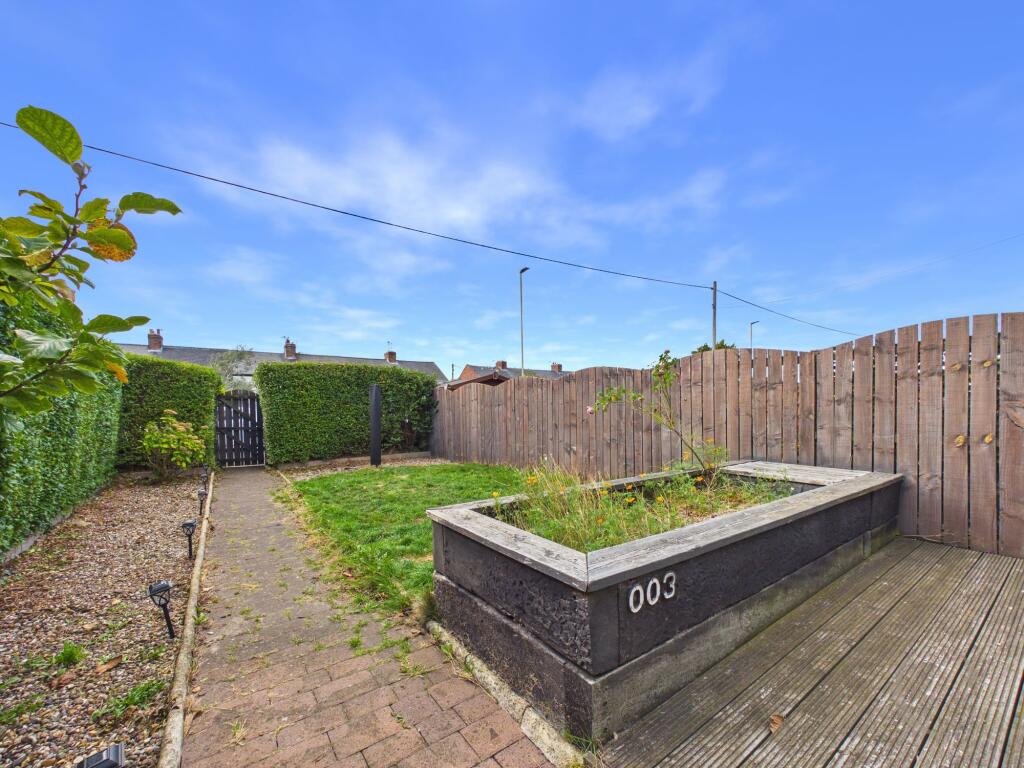 House in Newcastle upon Tyne - View 4