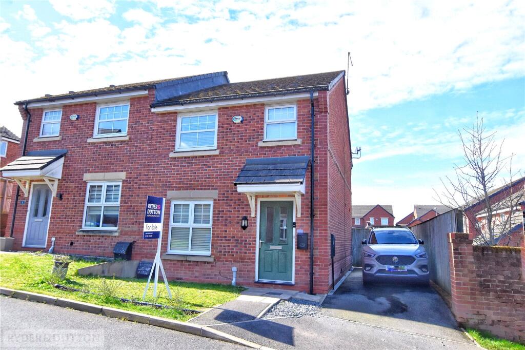 Main image of property: Dairy House Close, Burnedge, Rochdale, Greater Manchester, OL16