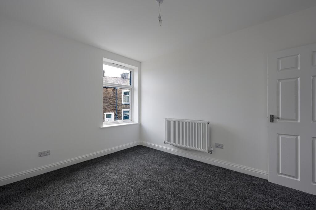 Additional image 8 of Oxford Street, Colne