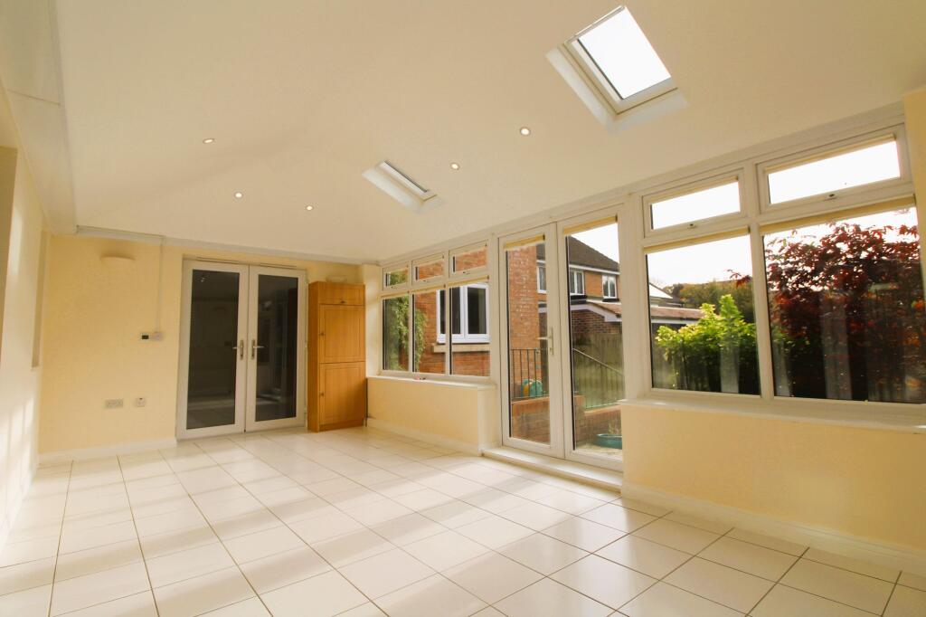 House in Redhill - View 3