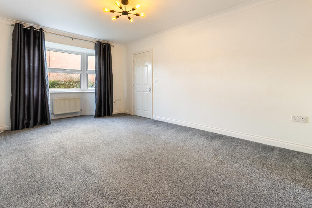 7 Bluebell Grove, Brigg, Lincolnshire, DN20 photo 3