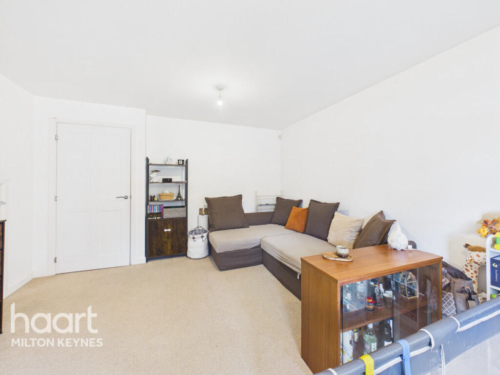 House in Milton Keynes - View 4