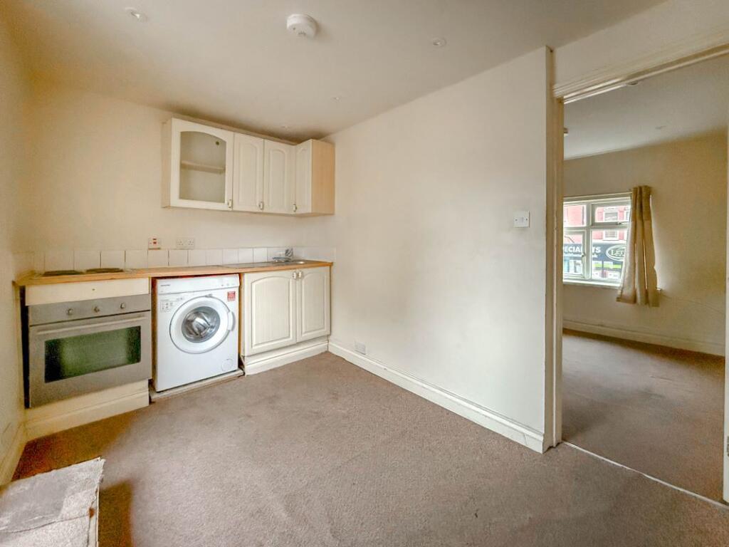 Apartment in Northampton - View 2