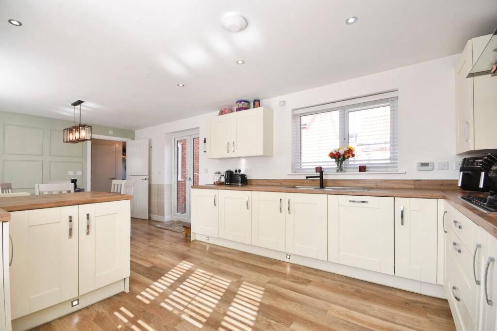 James Dunn Way, Haverhill, CB9 - View 3