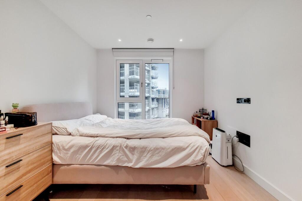 Apartment in London - View 5