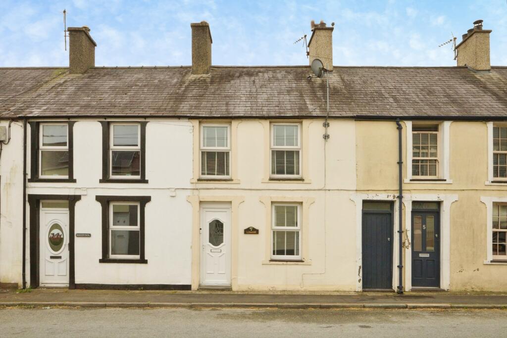 Main image of property: Chwilog, Pwllheli, Gwynedd, LL53