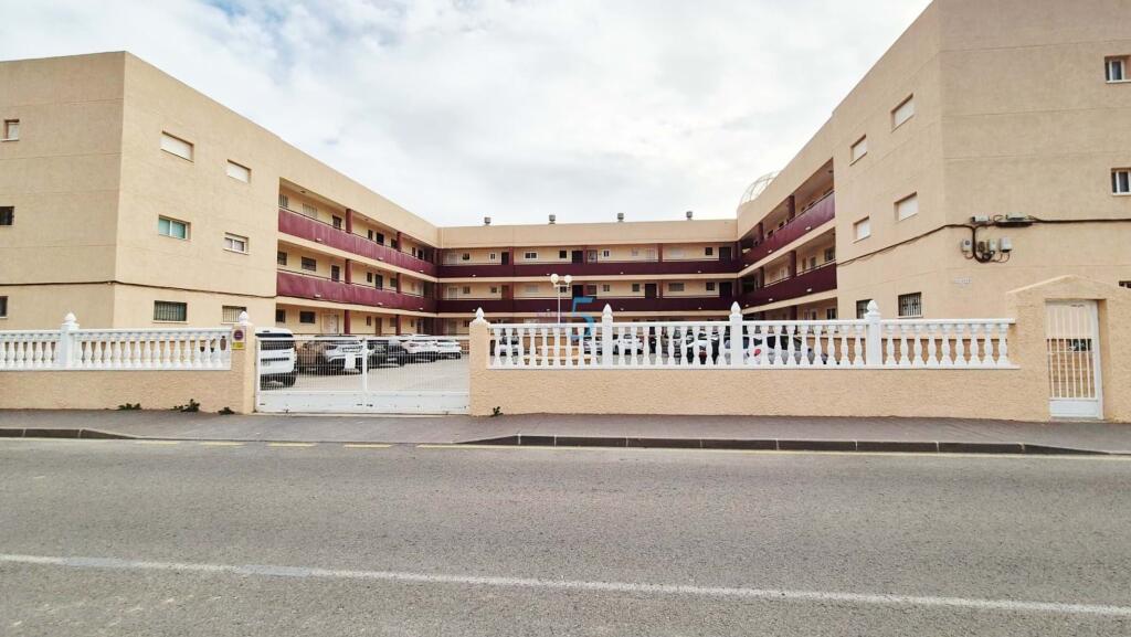 Main image of property: Valencia, Alicante, Mil Palmeras