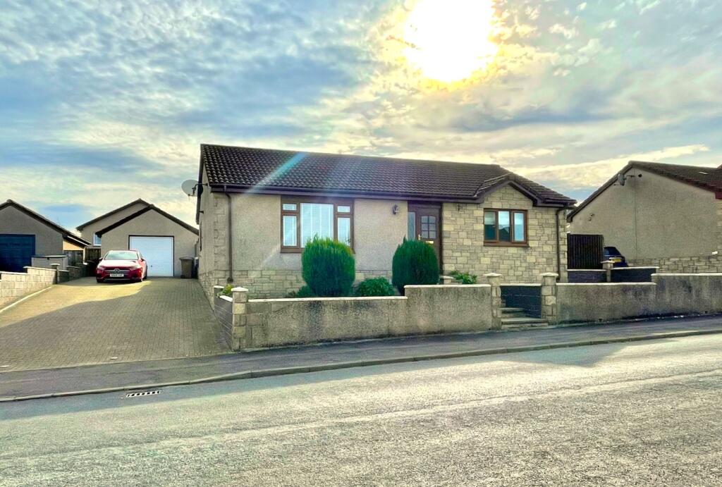 Main image of property: 20 Laurel Avenue, Kelty, KY4