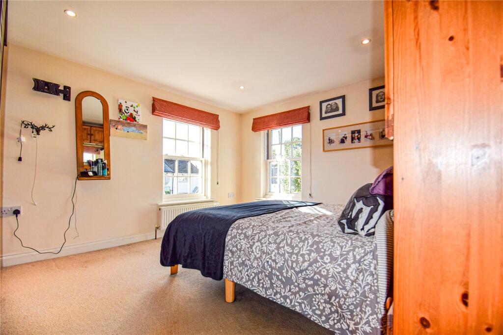 House in Swindon - View 5