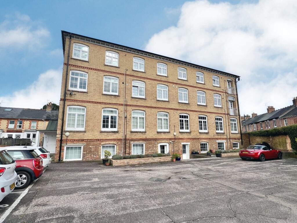 Main image of property: Chamberlain House, Richmond Road, Taunton - NO onward chain!