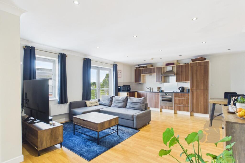 Apartment in Colchester, New Town - View 5