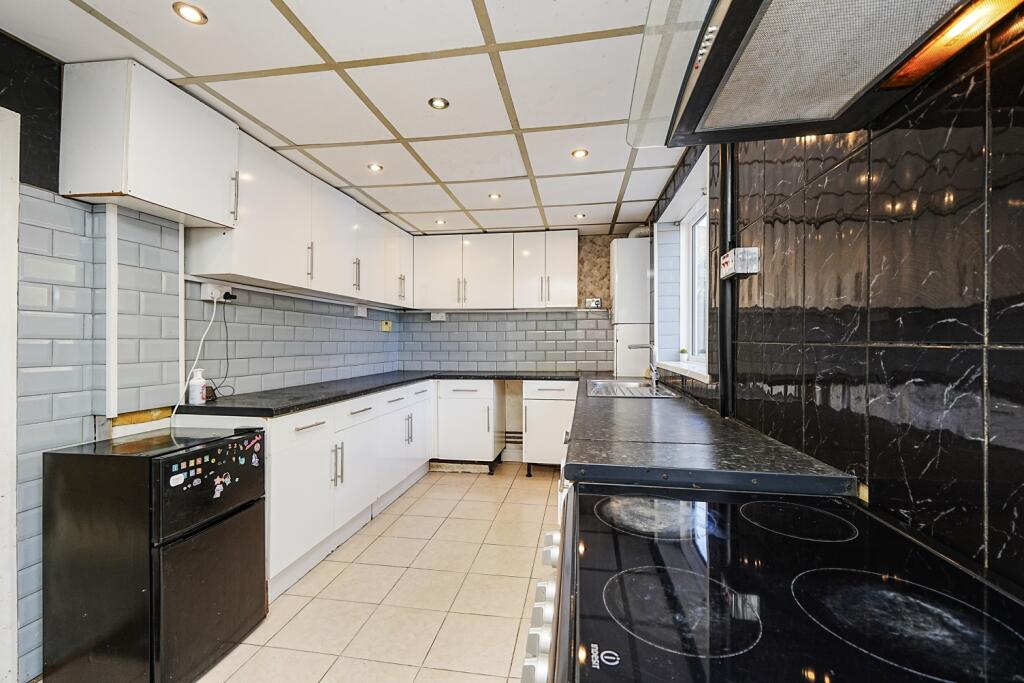 House in London - View 2