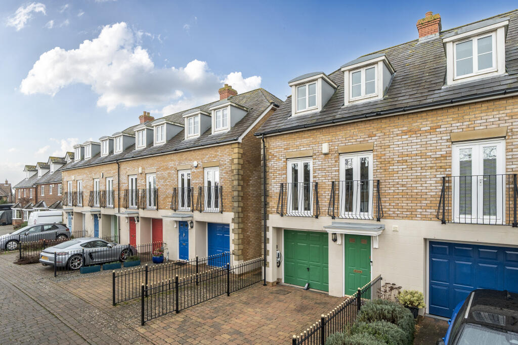 Main image of property: Woodlands Lane, Chichester, PO19