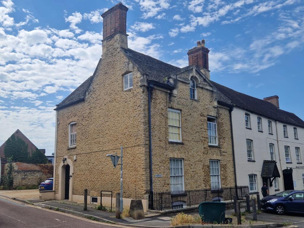 Main image of property: Church Street, Faringdon, Oxfordshire, SN7
